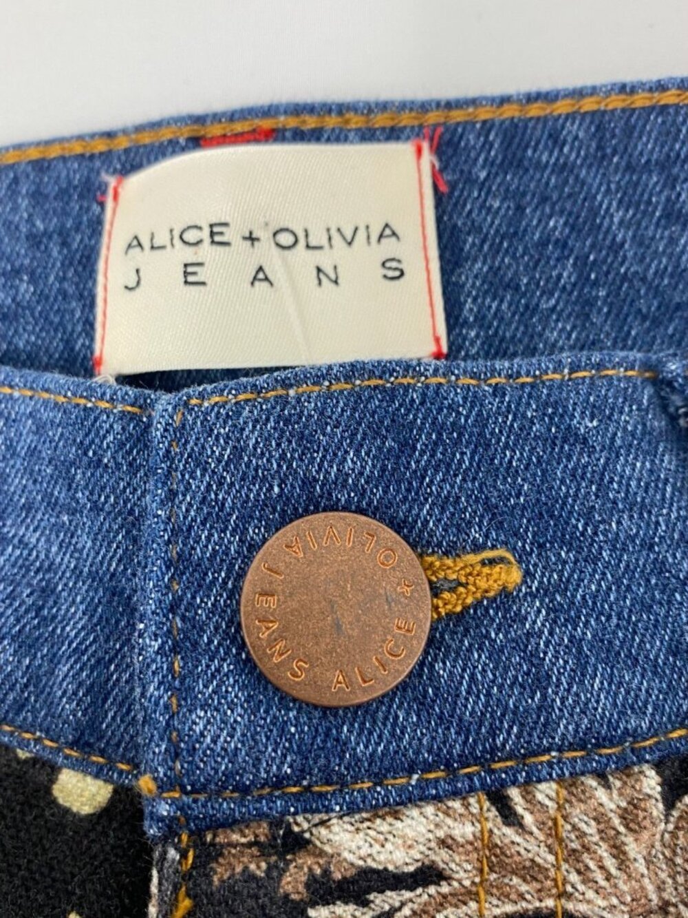 Alice + Olivia Weezy Lola Blue Multi Mixed Media Jeans 26 NWT $595 - Picture 10 of 11